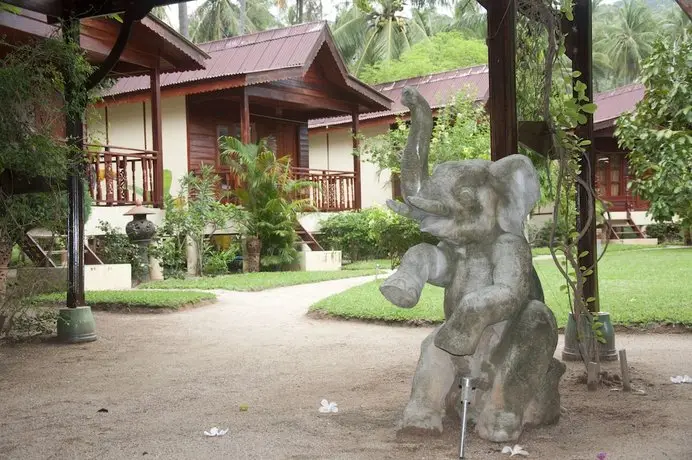 Phangan Rainbow Bungalows 