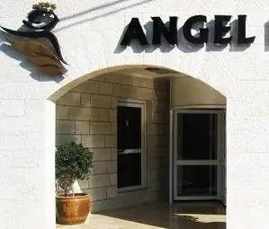 Angel Hotel