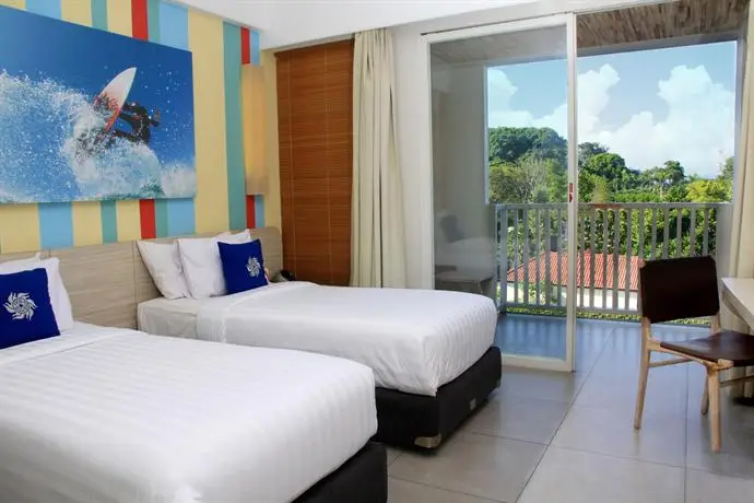 Bliss Surfer Hotel 