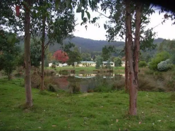 Giants Table and Cottages