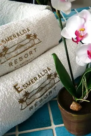 Esmeralda Resort 