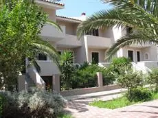 Lakonia Bay Apartments 