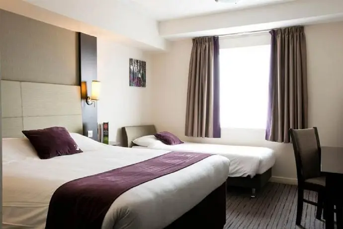 Premier Inn Inverness West 