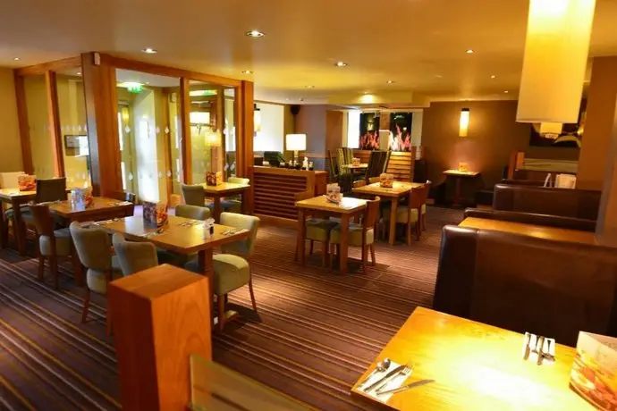 Premier Inn Inverness West 