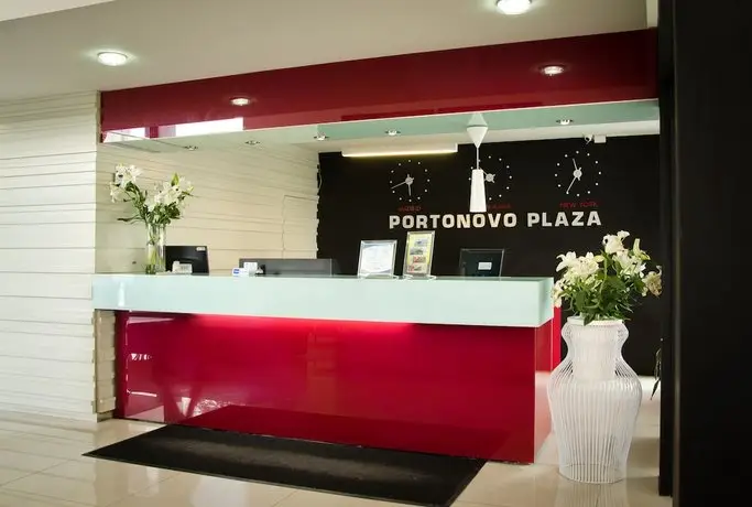 Hotel Portonovo Plaza Expo