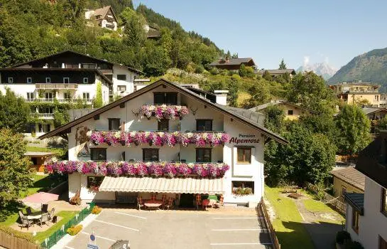 Pension Alpenrose Zell am See