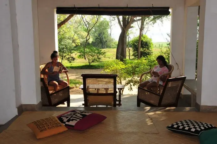 Waters Edge Anuradhapura