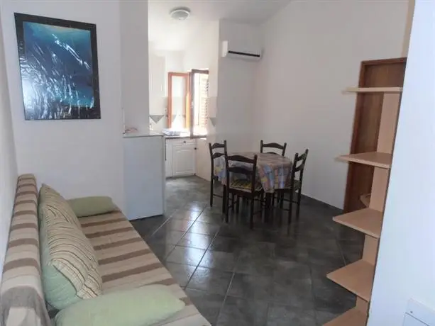 Apartments Sersic Baska 