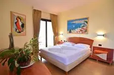 Hotel Saranda International 