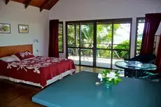 Muri Beach Cottages 