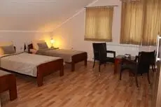 Rooms Konak Mikan 