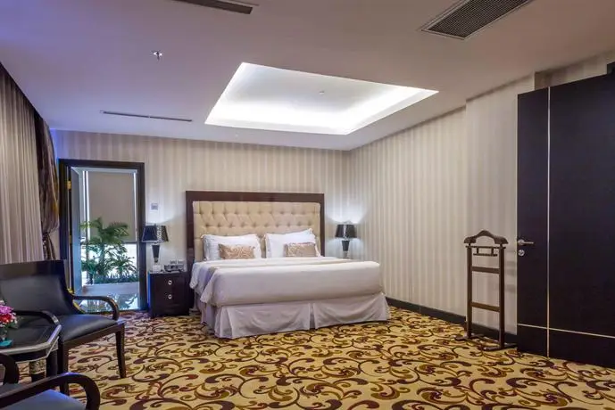 Wyndham Surabaya 