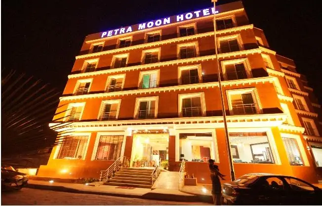 Petra Moon Hotel 