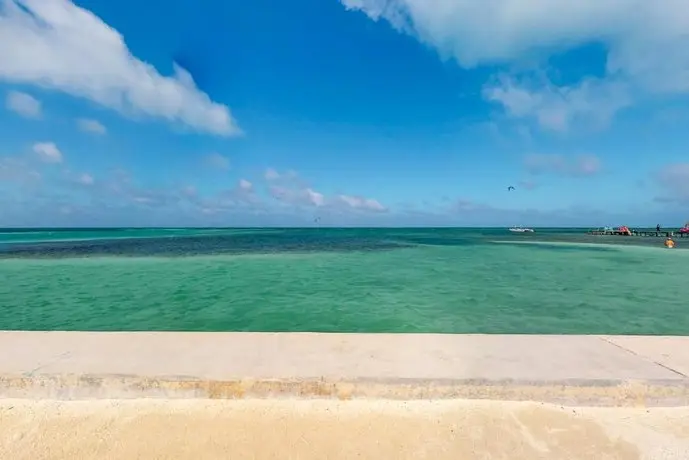 Sandy Lane Guest House & Cabanas