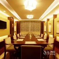 Juntai Hotel Linhai 