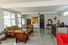 Paradise Suites Hotel 