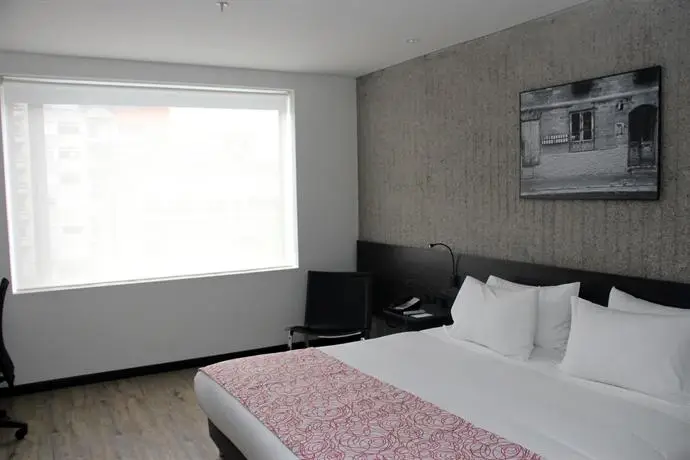 Hotel B3 Virrey 