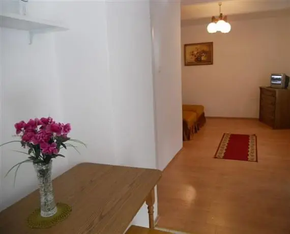 Eden Villa Csaladi Apartmanhaz 