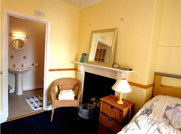 Roker View Guest House 