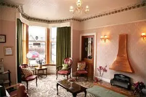 Ackinnoull Guest House