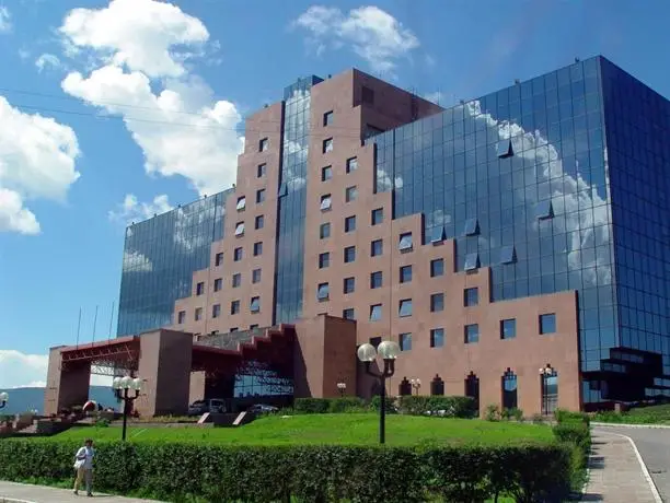 Chinggis Khaan Hotel 