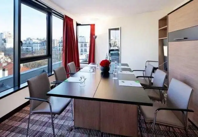 Courtyard by Marriott Paris Boulogne 