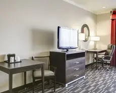 Quality Inn & Suites Bryan 