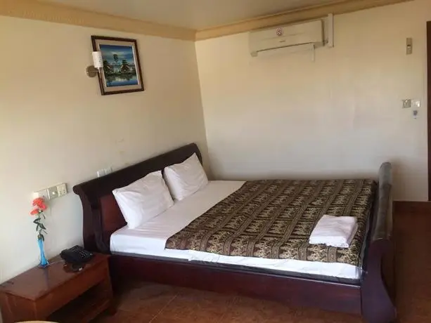 Lux Guesthouse Battambang 