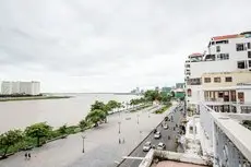 Riverside Suites Phnom Penh 