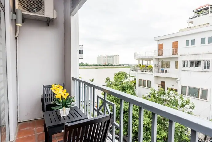 Riverside Suites Phnom Penh 