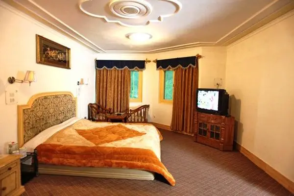 Hotel Baisaran Pahalgam 