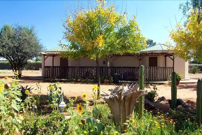 Etango Ranch Guest Farm 