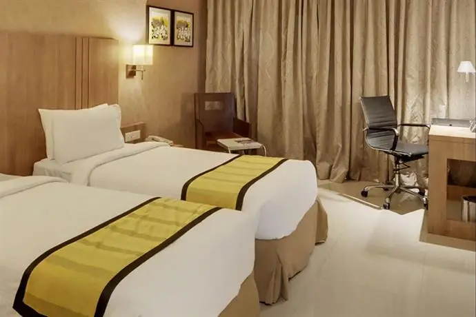 Express Inn The Business Luxury Hotel 