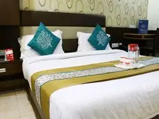 OYO 1721 Hotel Crown Royale 