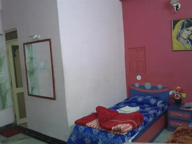 Jag Niwas Guest House 