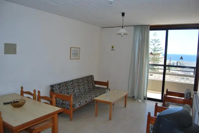 Agrino Hotel Apartments 