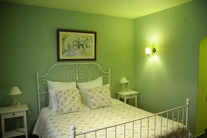 Casa Del Artista Bed & Breakfast 