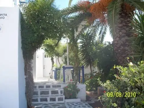 Paros Rita Studios 