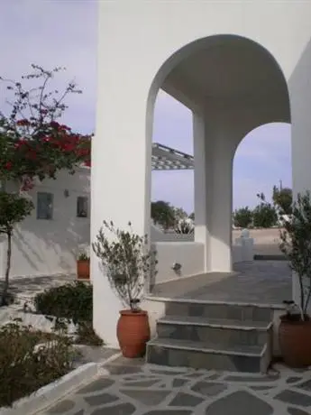 Paros Rita Studios 