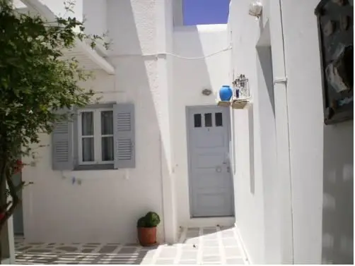 Paros Rita Studios 