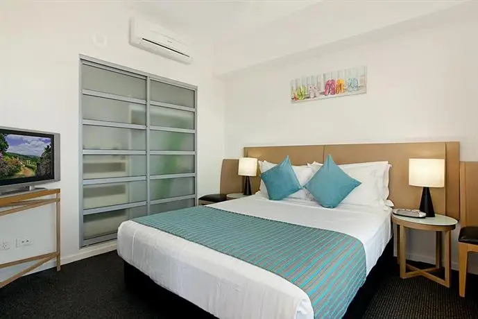 Darwin Executive Suites & FREE CAR 