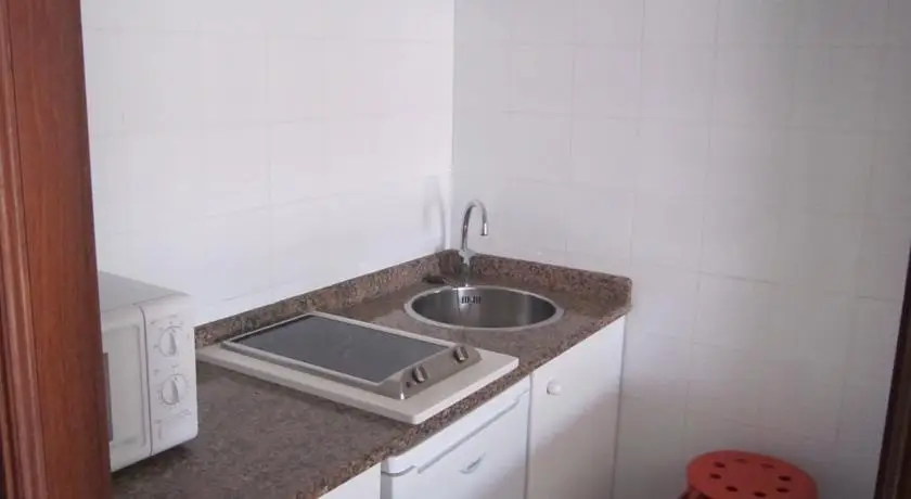 Apartamentos Elena Laredo 