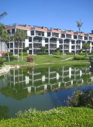 Pointe Santo Condos 