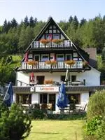 Pension & Ferienhaus Latropchen 