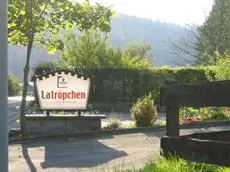 Pension & Ferienhaus Latropchen 