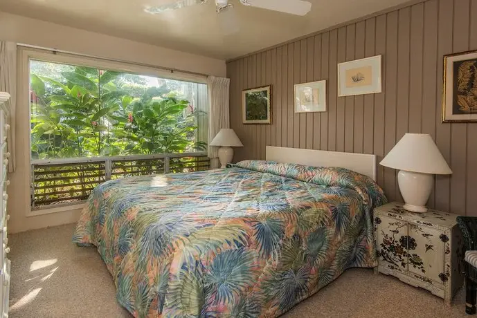 Princeville Oceanfront Villas 