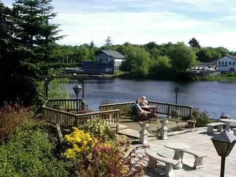 The Rivers Edge Guest House 