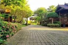 Baan Baitan Resort 