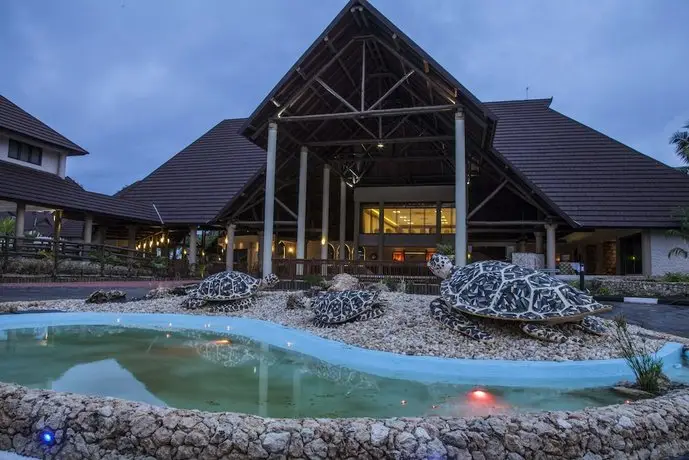 Amani Tiwi Beach Resort