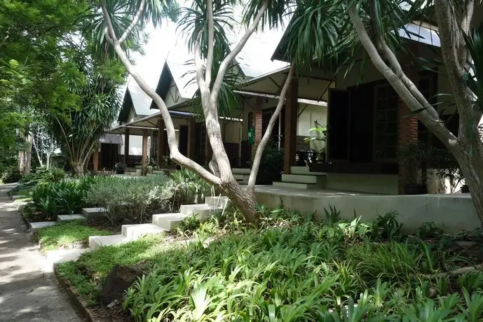 Wanathara Resort 